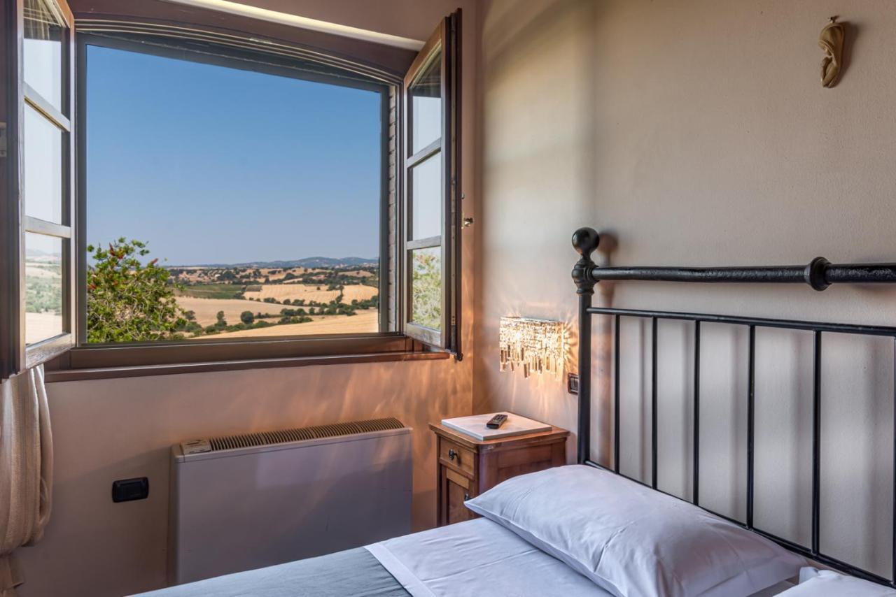 Relais Le Ginestre Villa ซาตูร์เนีย ภายนอก รูปภาพ